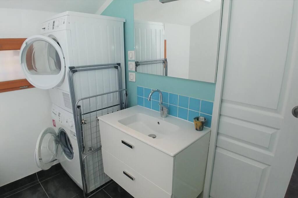 Comme A La Maison Cenon Exterior foto
